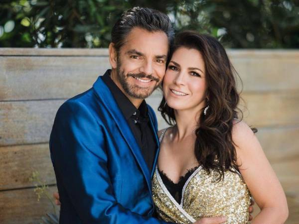 Derbez se lastimó el hombro derecho, hasta el momento ni el actor ni su esposa han revelado detalles del accidente.