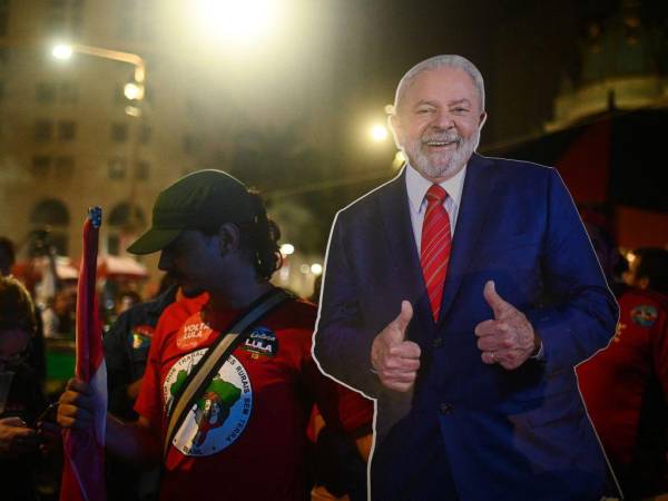 Las encuestas habían apuntado al expresidente Lula (2003-2010), líder del Partido de los Trabajadores (PT), como amplio favorito para regresar a la presidencia