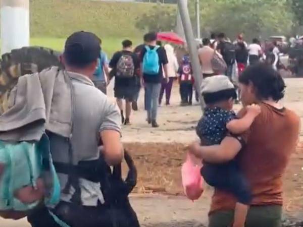 Sale la primera caravana migrante del año hacia los Estados Unidos.