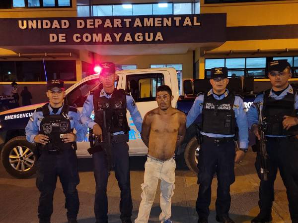 Es importante destacar que el menor fallecido era huérfano y se ganaba la vida realizando mandados en el mercado en donde fue atacado por el sospechoso.