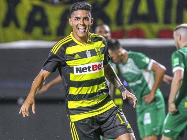 Luis Palma continúa con su racha goleadora en Grecia.