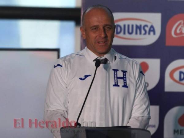 Fabián Coito, entrenador uruguayo ya viste la camiseta de la Selección de Honduras. Foto: Marvin Salgado / El Heraldo.