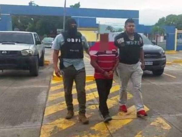 El detenido es un caficultor de 43 años, originario y residente en el mismo lugar de su arresto.