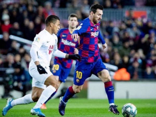 El Barcelona enfrenta al Granada este domingo en el primer partido dirigido por Setién.