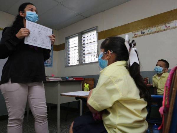 Los lineamentos anunciados por Educación deberán ser socializados entre las direcciones departamentales y los centros educativos.