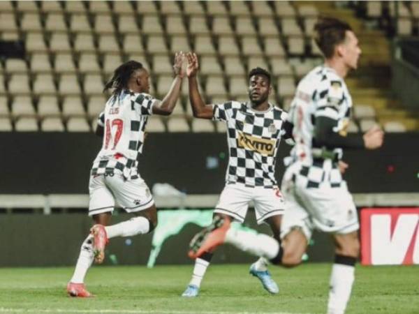 Alberth Elis rescató al Boavista que inició perdiendo el partido a los 78 minutos con gol de Mario González, quien justamente aprovechó un balón perdido por 'La Panterita' para adelantar a los locales.