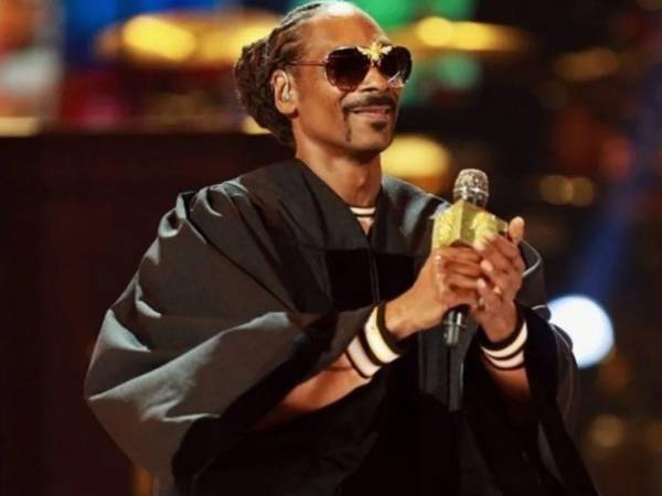 Snoop Dogg, de 50 años, se presentará el domingo junto a las estrellas del rap Dr. Dre, Mary J. Blige, Eminem y Kendrick Lamar en el cotizado espectáculo de medio tiempo del Super Bowl.