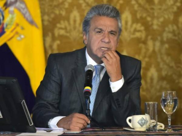 El presidente ecuatoriano, Lenin Moreno, expresó todas sus muestras de apoyo al pueblo colombiano luego de la tragedia que dejó ocho muertos y más de diez heridos. Foto / AFP