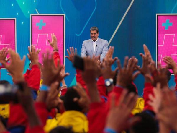 Maduro ordenó a la Comisión Nacional de Telecomunicaciones (Conatel) pedirle a la red social TikTok en Latinoamérica que retiren de sus plataformas videos sobre retos virales, luego de la muerte de dos jóvenes.