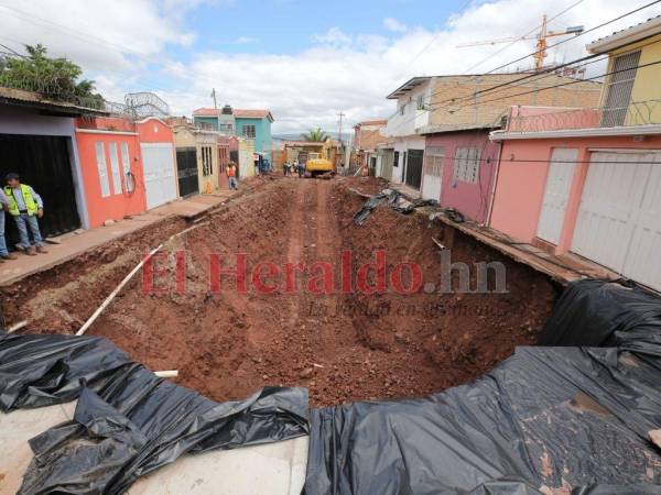 Uno de los hallazgos del socavón de Prados Universitarios es que el embaulado no tiene las dimensiones necesarias para recoger y conducir toda el agua de la parte alta de la colonia, según la UMGIR.