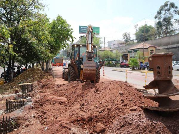 Unos 100 proyectos ejecuta simultáneamente la Alcaldía en la capital