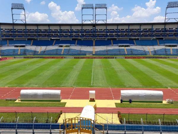 En el Estadio Olímpico no hay planes para poder mejorar su gramilla.