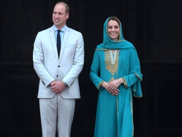 El Palacio de Kensington afirmó que este viaje, la primera visita oficial de los duques de Cambridge a Pakistán, fue el 'más complejo'. Foto: AFP