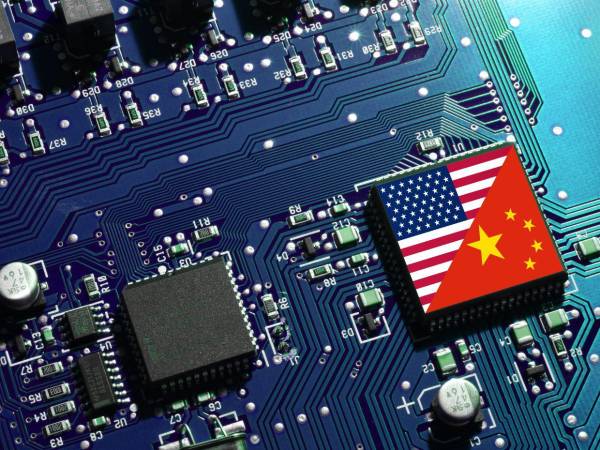 La Casa Blanca destacó en un comunicado que los semiconductores chinos suelen ingresar al mercado estadounidense como componente de productos terminados.