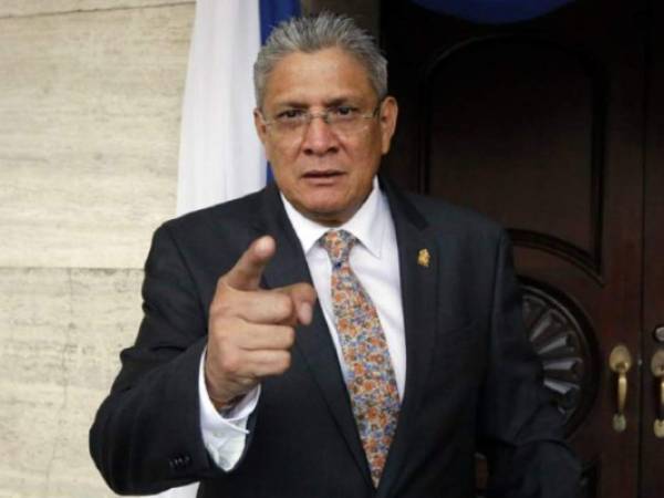 El apoderado legal de López, asegura que realizará las acciones correspondientes para impugnar los resultados. (Foto: El Heraldo Honduras)