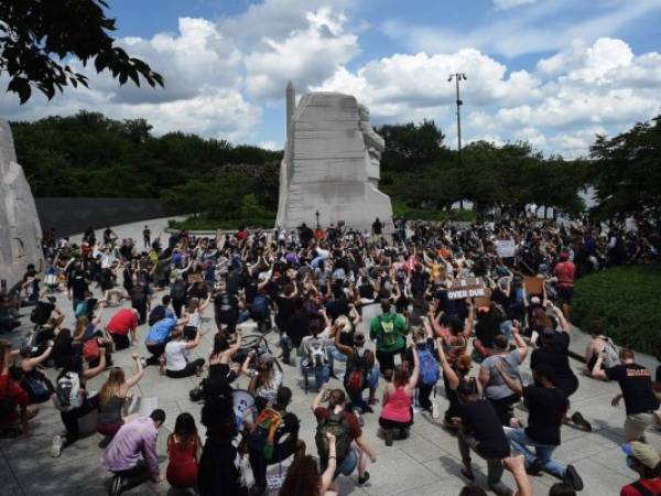 Varias grandes empresas dieron a sus empleados un día libre el viernes para conmemorar el 'Juneteenth'. Foto: AFP