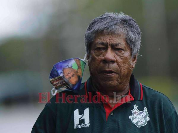 En tierras guatemaltecas, “Primitivo” Maradiaga había dirigido a la selección de Guatemala y al Municipal.