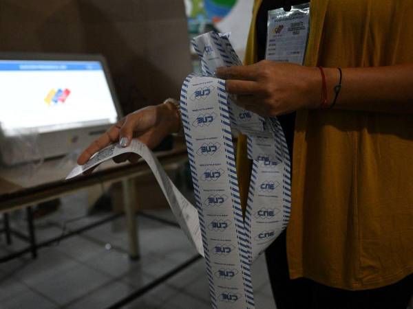 La oposición venezolana denuncia que el fraude ocurrió durante el conteo de votos y transmisión de resultados.