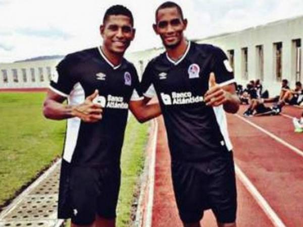 La dupla de la Selección camino a Brasil 2014 estaría volviendo a jugar en un mismo equipo: Carlo Costly y Jerry Bengtson.