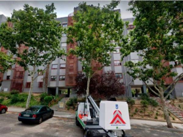 Así luce la fachada del edificio donde ocurrió la tragedia. El apartamento de Clara permanece encintado por la Policía. Foto: Cortesía Google Maps