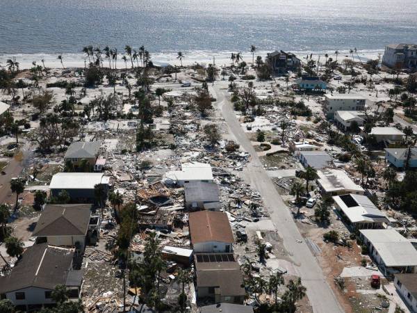 Estas primeras estimaciones no toman en cuenta los inmuebles que no tienen seguro por inundación, que son la gran mayoría en Florida.