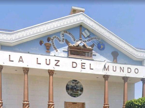 El pasado domingo 3 de junio exmiembros de la iglesia La Luz del Mundo, en el Este de Los Ángeles, Estados Unidos, protagonizaron una manifestación para exigir justicia por todas las víctimas que han vivido abusos sexuales en ese lugar. Tras la condena del líder de esta congregación, Naasón Joaquín, la iglesia implementó otras tácticas, de acuerdo a los organizadores de la protesta.