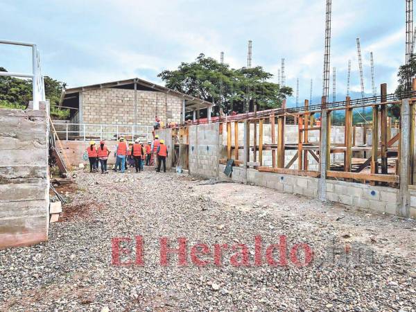 Las obras finalizadas representan el 4.12%, esperando que al otro semestre más escuelas puedan concluirse.