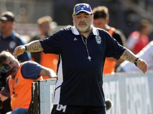 Diego Maradona tomó las riendas del Gimnasia tras su paso por el fútbol mexicano. (Foto: AFP)