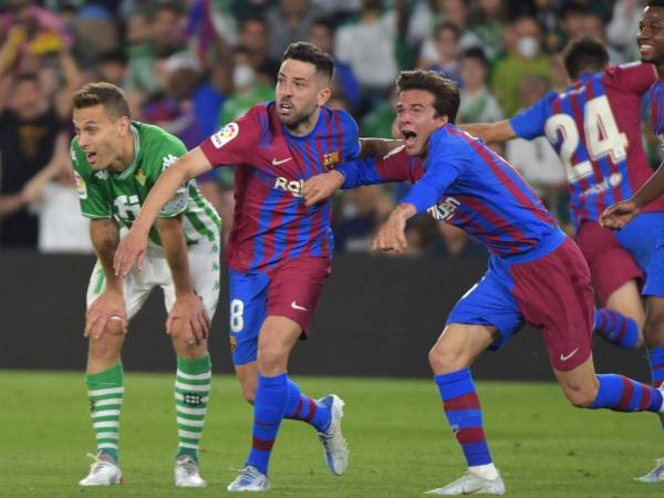 Jordi Alba marcó sobre la hora el tanto que le dio el pase a la Champions al Barcelona.