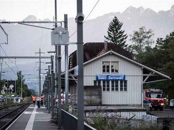 El accidente causó perturbaciones en el tráfico ferroviario en la estación de Kaiseraugst durante varias horas.