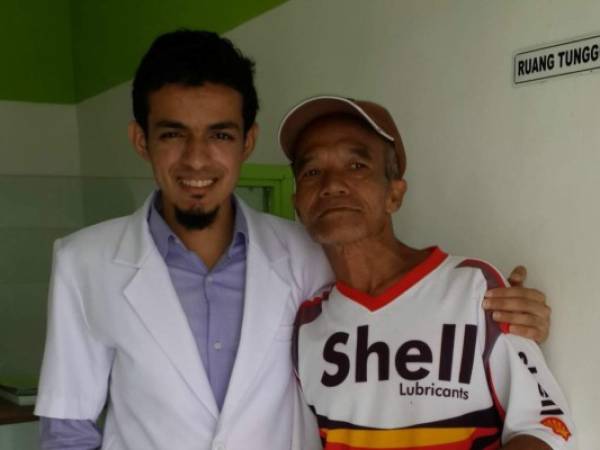 Gamal’s mission continues. “There are many Indonesians who do not have health insurance yet,” he said.