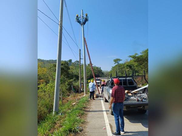 <i>En el Proyecto de Electrificación Social se instalaron 46 postes metálicos y de concreto, tres transformadores y 19 lámparas led.</i>