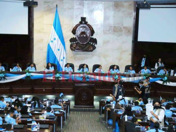 En un clima de armonía, paz y respeto, los 128 diputados infantiles cerraron ayer con el Congreso Infantil 2022, aprobando todos los proyectos a favor de la niñez hondureña.