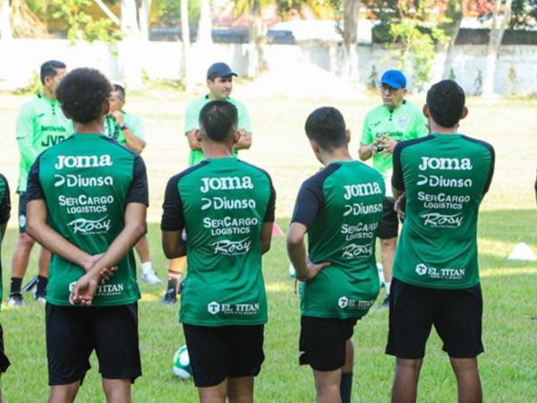 Salomón Nazar y el Marathón realizan trabajos de pretemporada para llegar finos de cara al inicio del torneo.