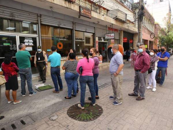 Las sucursales bancarias permanecerán cerradas este 15 de septiembre con motivo del feriado en conmemoración del 202 aniversario de Independencia.