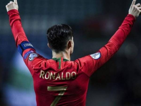 Portugal enfrentará a los turcos el 24 de marzo en la semifinal del Grupo C de la repesca europea. Foto: AFP