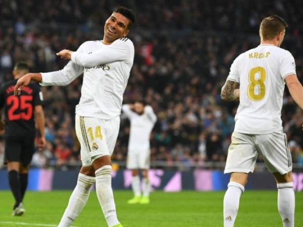 El brasileño Casemiro celebrando una de sus anotaciones. (AFP)