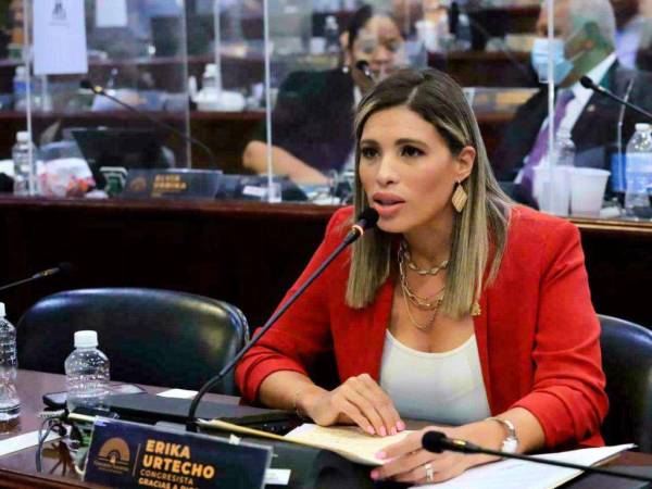 Erika Urtecho dijo que los médicos especialistas no van a La Mosquitia por lo distante del hospital.