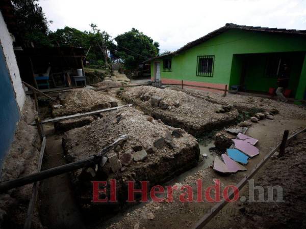 La Unidad Investigativa de EL HERALDO Plus llegó hasta la comunidad de Planes, municipio de Trojes, para evidenciar la falta de culminación de las viviendas.