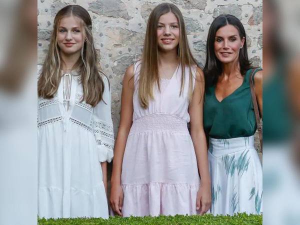 La esbelta figura de la reina Letizia es una de las más envidiables de la realeza, al igual que el de sus hijas, la princesa Leonor y la infanta Sofía. Conoce a continuación cuál es la dieta que hacen.