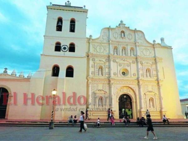 Los negocios turísticos estuvieron abarrotados de veraneantes, quienes eligieron a Comayagua como su destino de descanso.