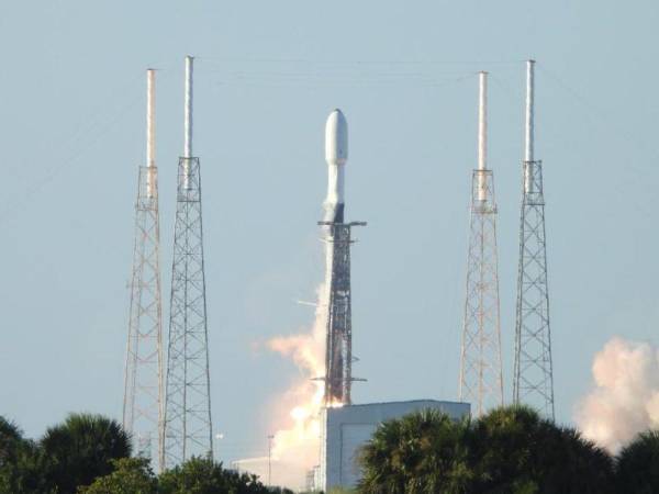 Danuri --una expresión compuesta por las palabras coreanas “Luna” y “disfrutar”-- fue lanzada en un cohete Falcon 9 por la empresa aeroespacial estadounidense SpaceX.