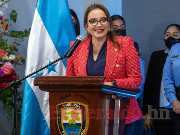 Toda la bancada de Libre está citada hoy en Casa Presidencial.