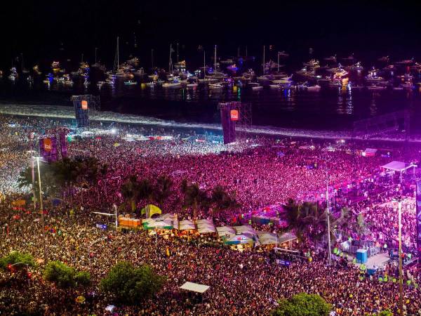 Madonna reunió el sábado 1.6 millones de personas en la playa de Copacabana para el cierre de su gira The Celebration Tour. La cantante deleitó a todos en un concierto que queda para la historia.