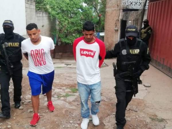 Edgardo Josué Osorio Martínez (19), conocido como 'El Cuervo' y Jorge Alberto Ramos Delgado (27), alias de 'El Pájaro' son los detenidos.