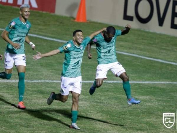 Edwin Solano fue el jugador más determinante del partido anotando el gol de la victoria y generando muchas ocasiones de peligro en el área rival. Foto: Cortesía Marathón