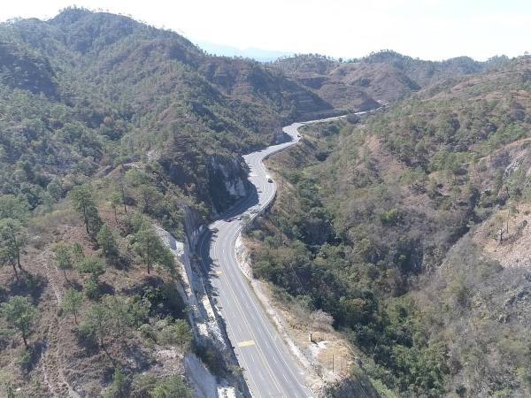 Al estar en perfectas condiciones la carretera CA-5 norte, los usuarios reducen el tiempo de viaje y gastan menos en repuestos de sus unidades vehiculares.