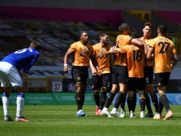 Wolverhampton está en una buena posición para clasificarse para la Europa League por segunda vez consecutiva. AFP.