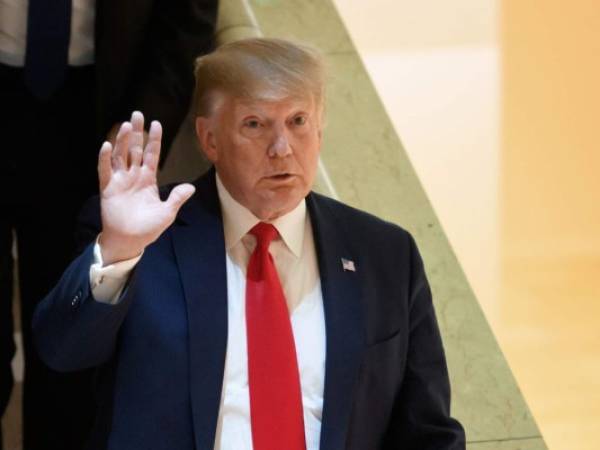 El histórico juicio político contra el presidente de Estados Unidos, Donald Trump, comenzó este martes en el Senado. Foto AFP