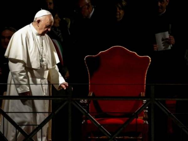 El papa Francisco lamentó los atentados registrados este domingo. Foto: AP